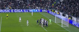 1741043425903014441.gif 尤维36.gif